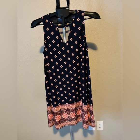 Britton Renata Dresses & Skirts - Brittan Renata Navy Sleeveless Dress with Red Pattern